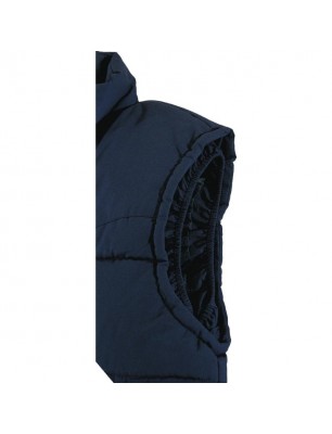 VESTĂ MULTIBUZUNARE